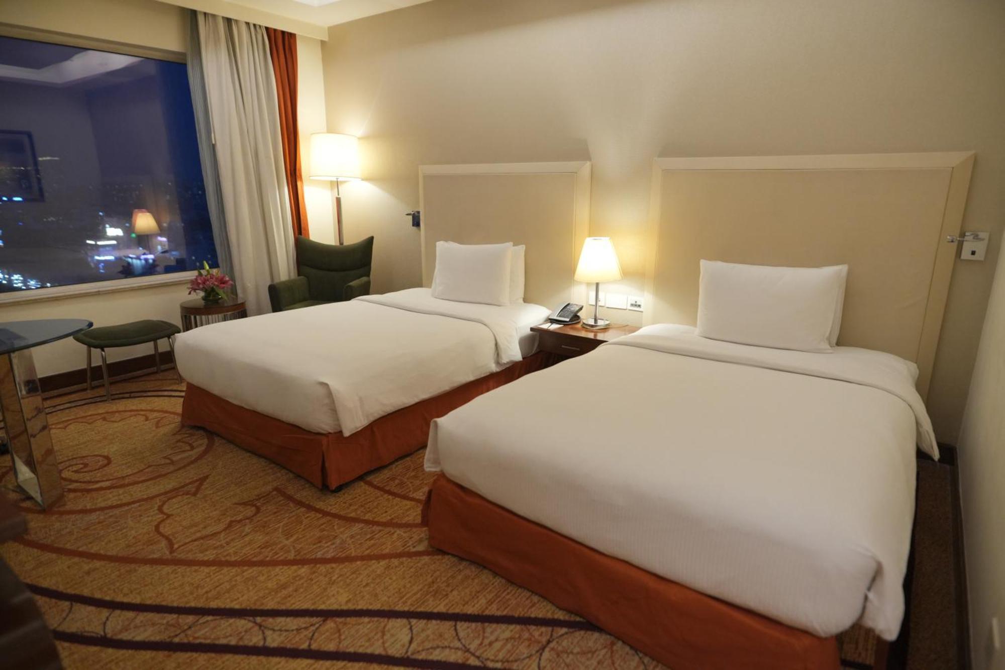 מלון Doubletree By Hilton Gurgaon New Delhi Ncr מראה חיצוני תמונה