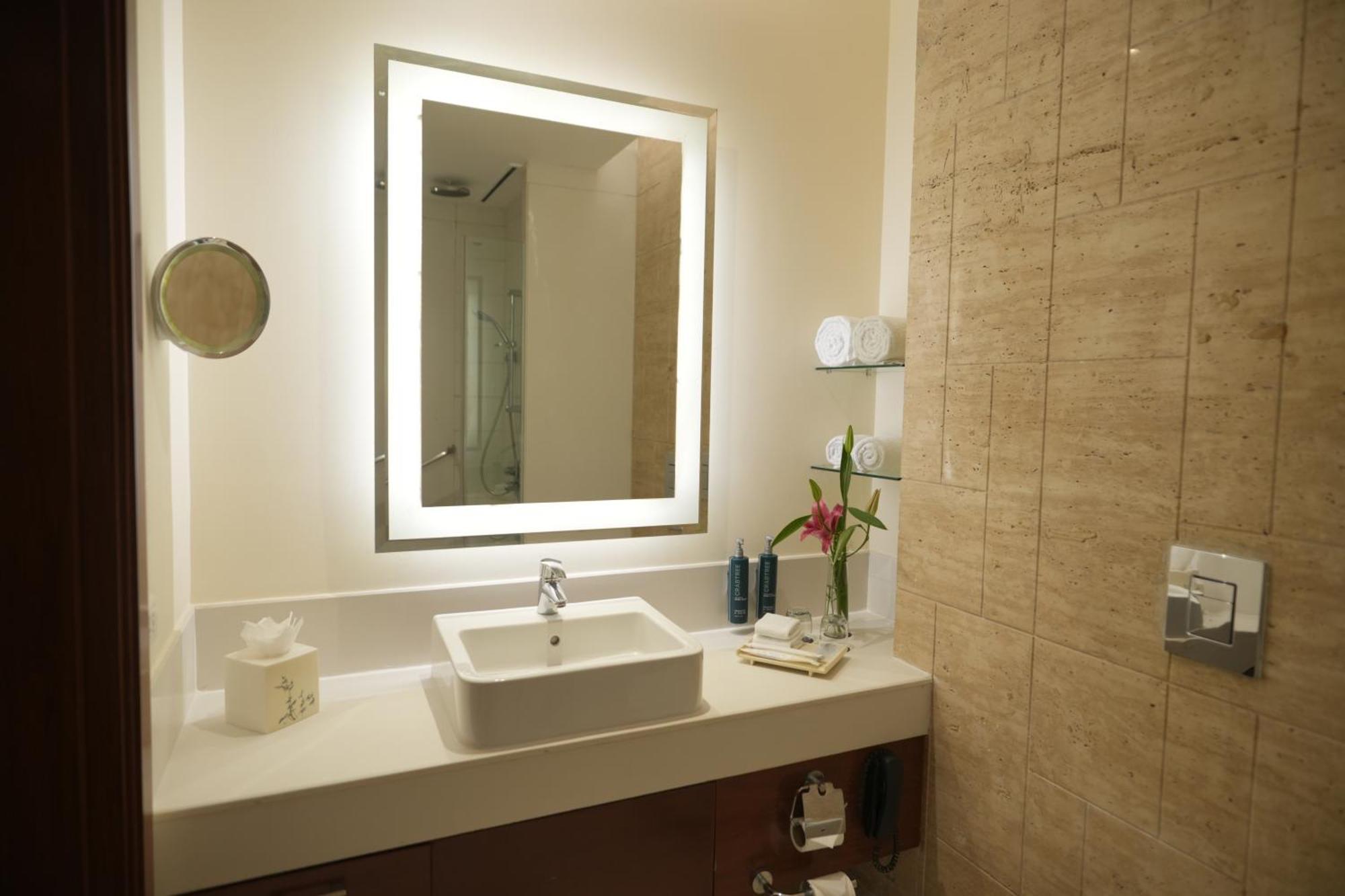 מלון Doubletree By Hilton Gurgaon New Delhi Ncr מראה חיצוני תמונה