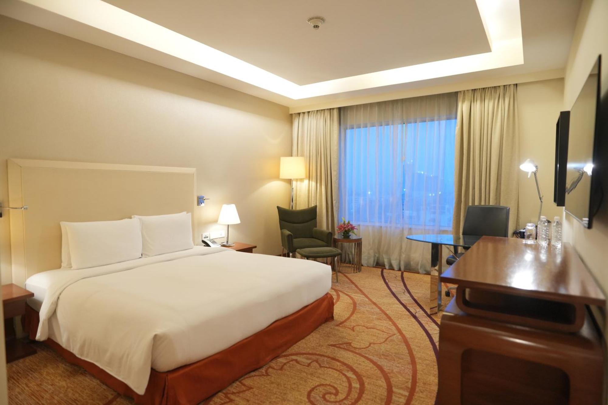 מלון Doubletree By Hilton Gurgaon New Delhi Ncr מראה חיצוני תמונה