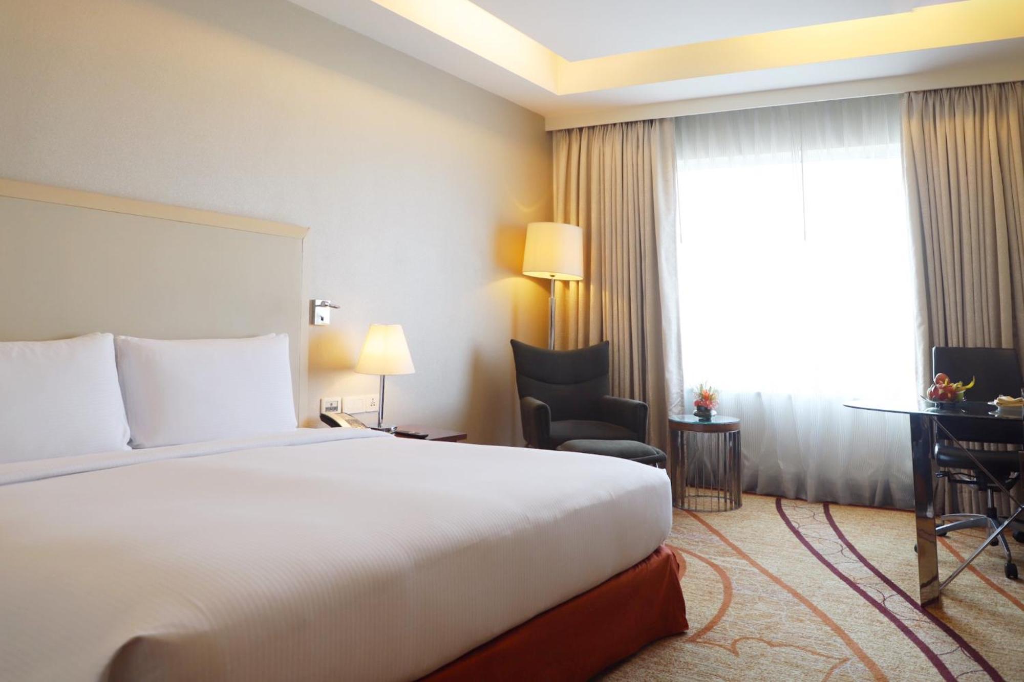 מלון Doubletree By Hilton Gurgaon New Delhi Ncr מראה חיצוני תמונה
