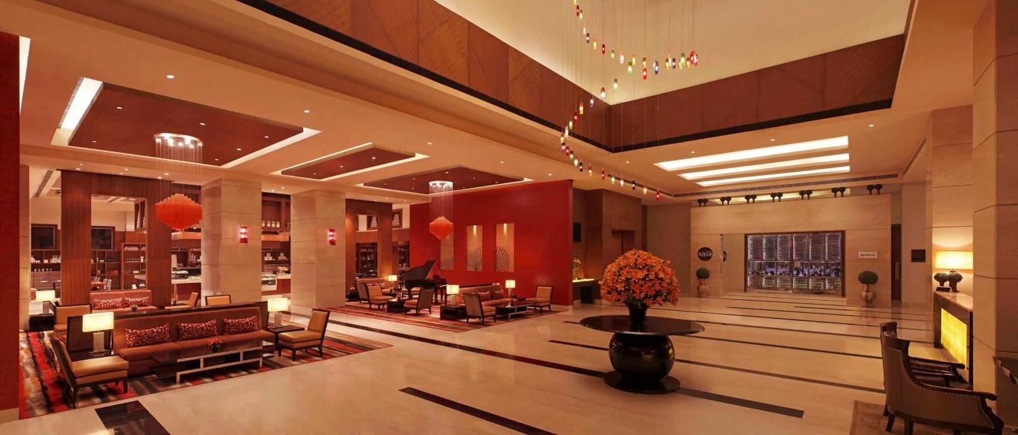 מלון Doubletree By Hilton Gurgaon New Delhi Ncr מראה חיצוני תמונה