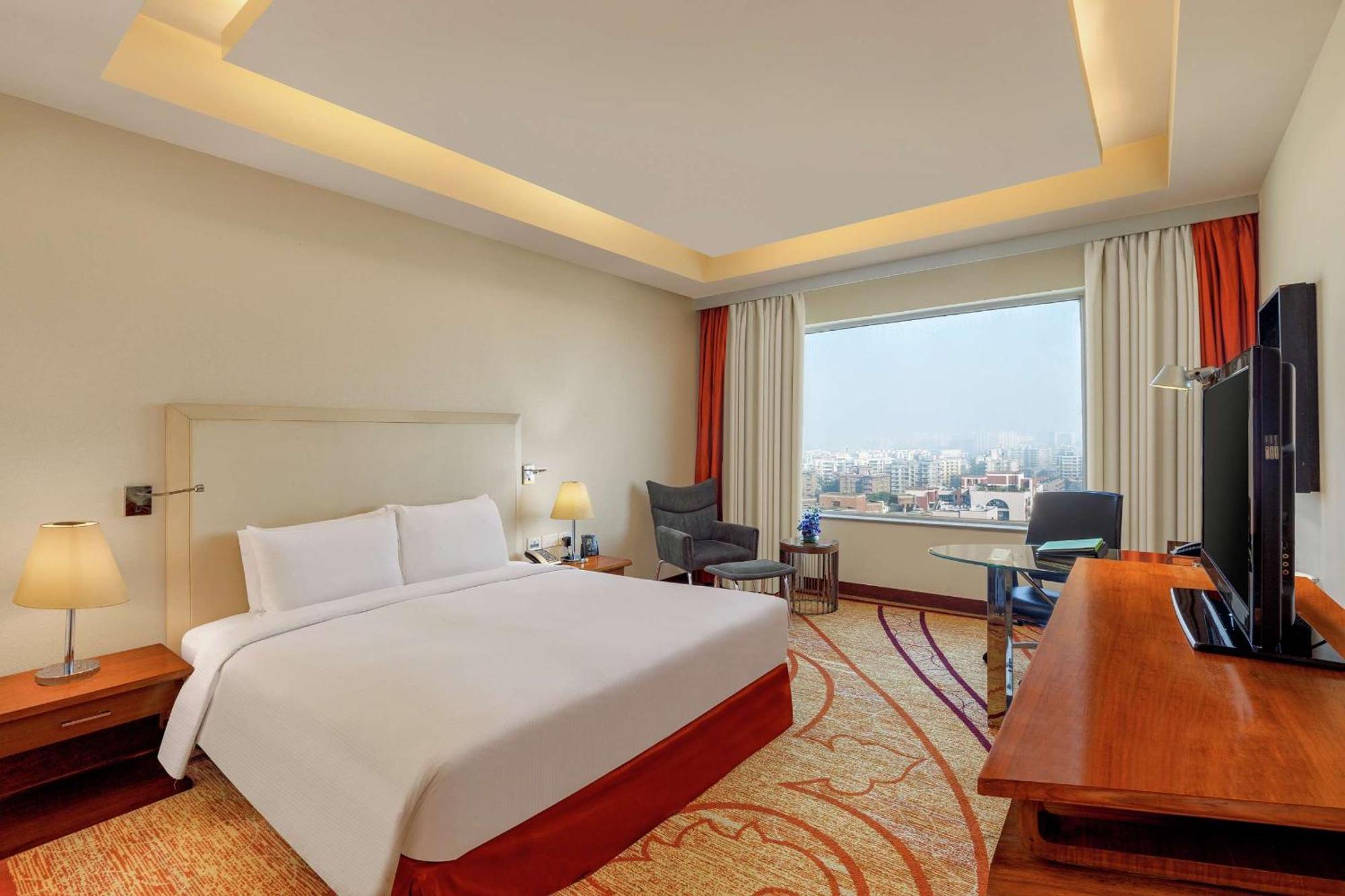 מלון Doubletree By Hilton Gurgaon New Delhi Ncr מראה חיצוני תמונה