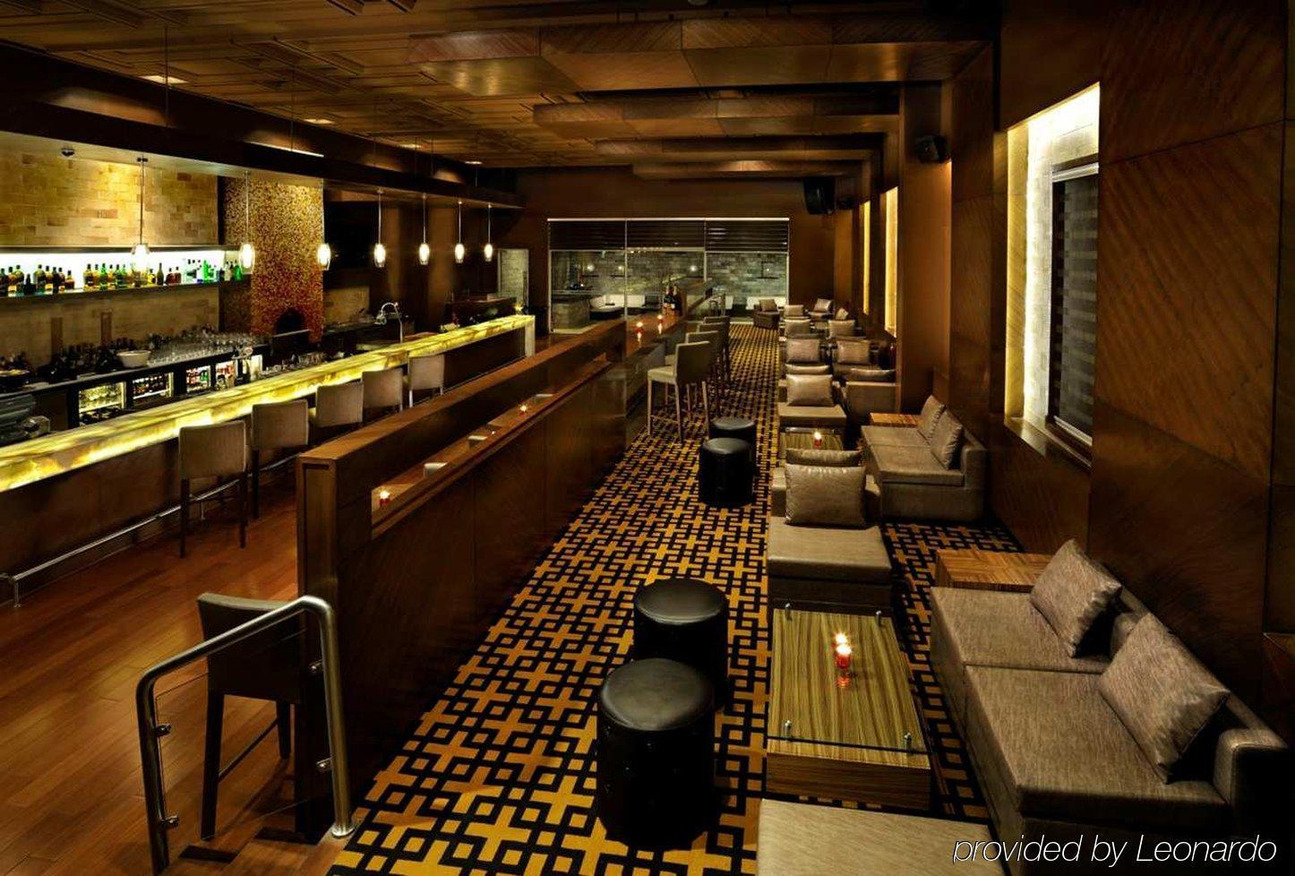 מלון Doubletree By Hilton Gurgaon New Delhi Ncr מסעדה תמונה